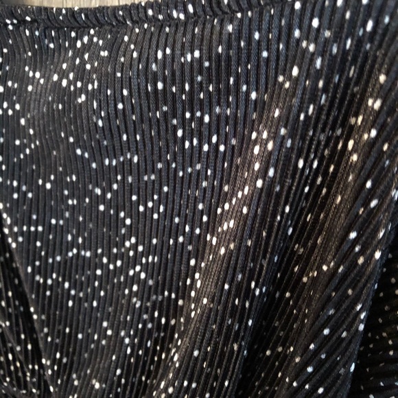 Express Wrap Peplum Cami in Black White Dot Print Size Medium - Picture 4 of 16